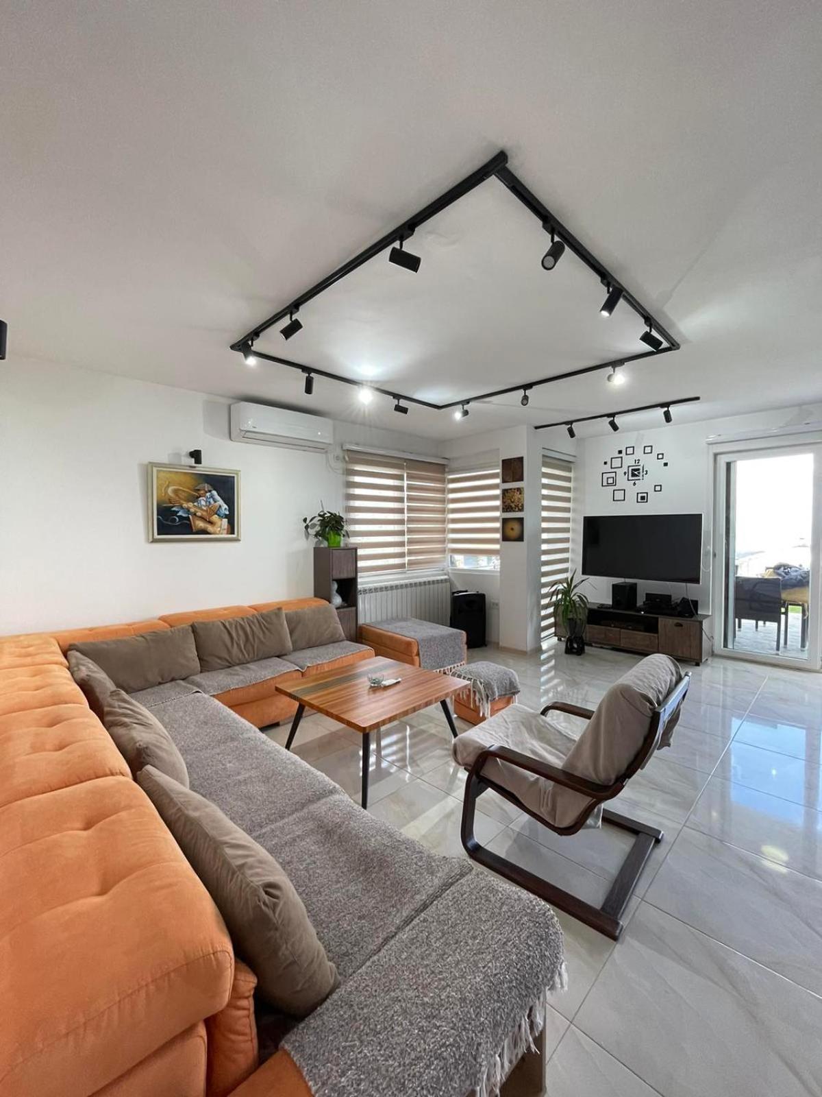 City View Apartment Skopje Buitenkant foto