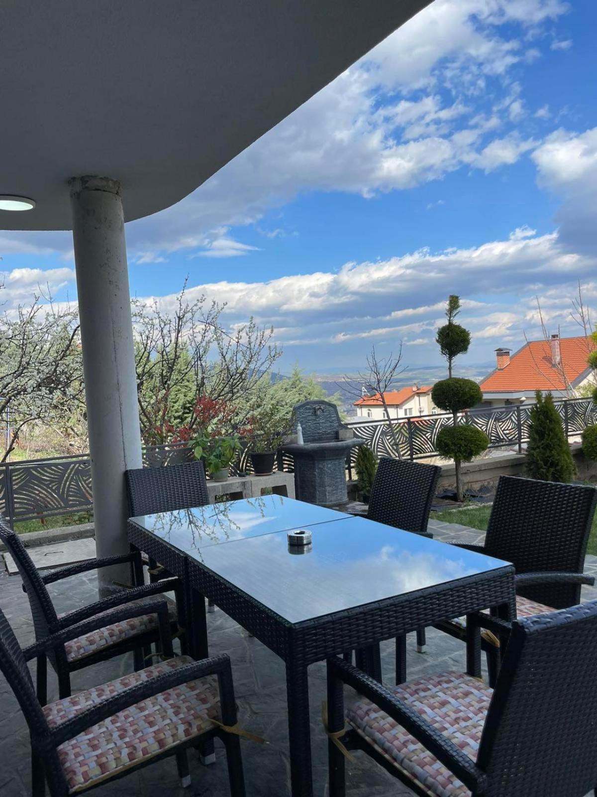 City View Apartment Skopje Buitenkant foto